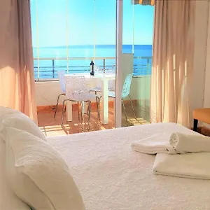 mar-y-luz-front-sea-views-eco-apartment-fuengirola.1costadelsol.com/